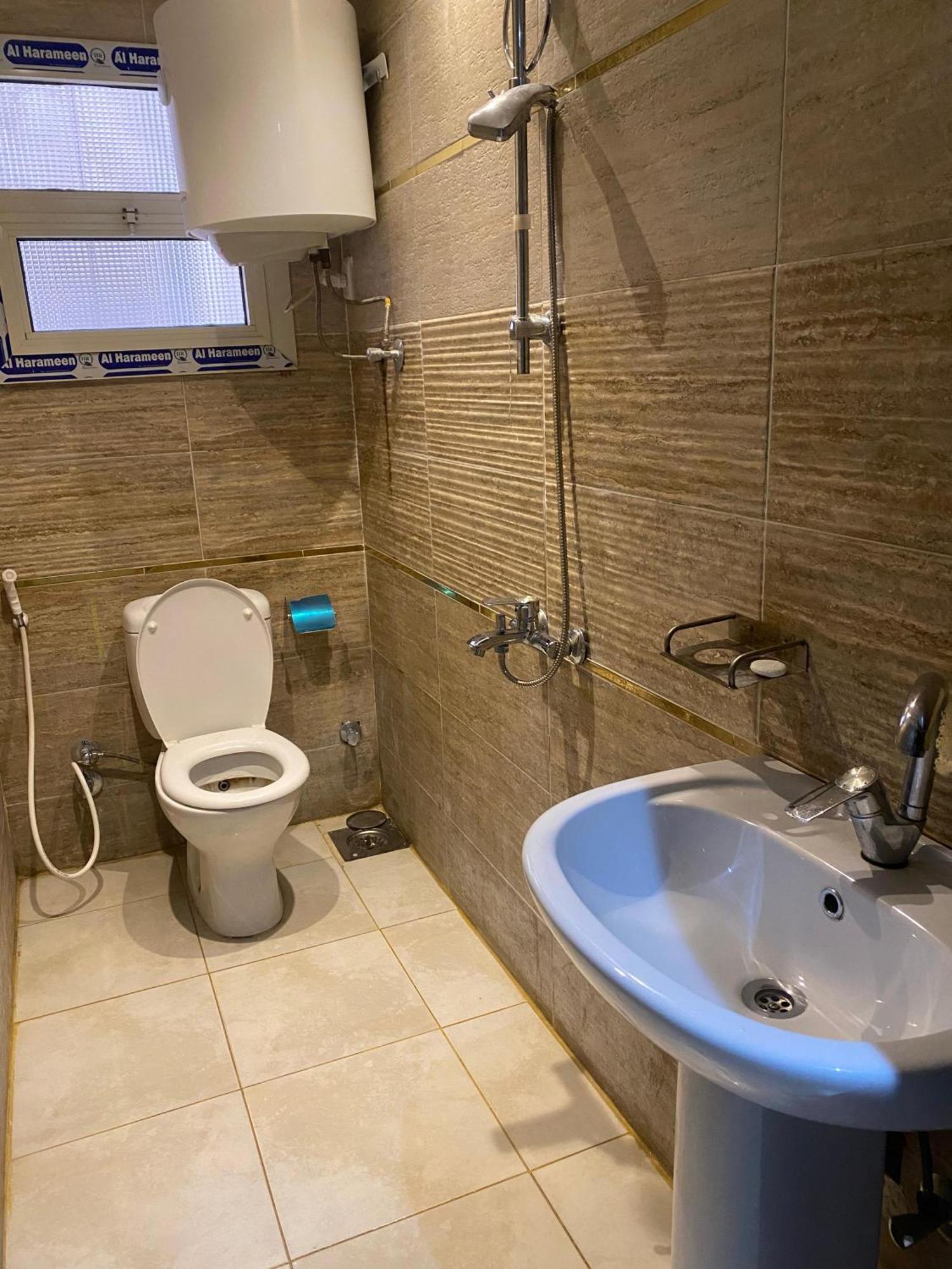 شقه عائليه فندقيه 3 غرف 7 أسره Apartment *