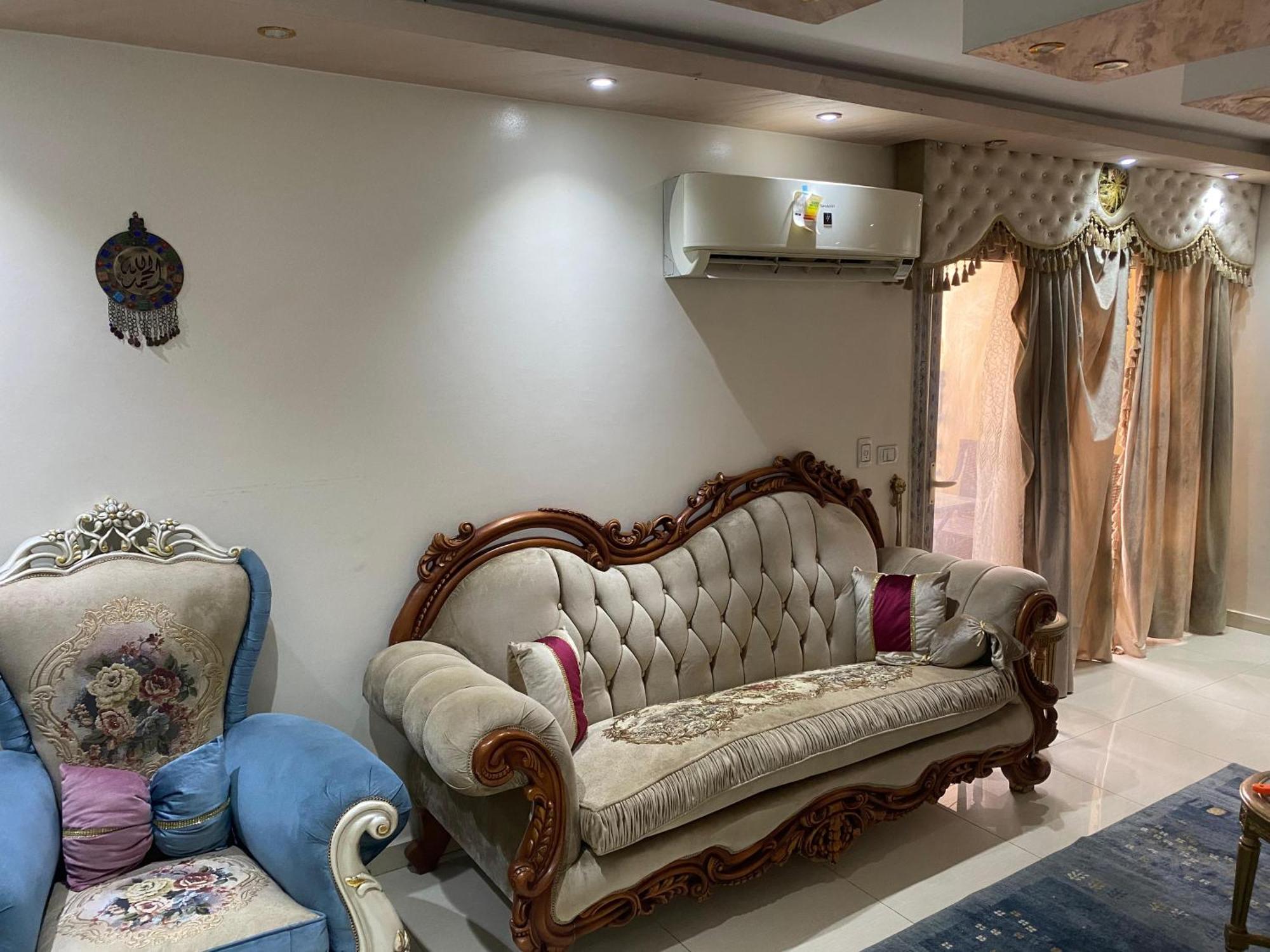 Apartment شقه عائليه فندقيه 3 غرف 7 أسره Cairo